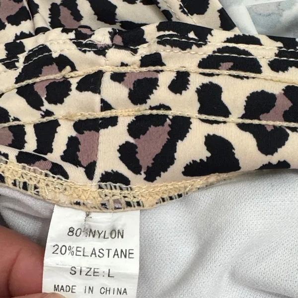 Leopard Print Women's swimming Shorts Brown Size L - Image 7