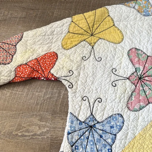 Little Bit Different By Lynne Valentine Butterly Quilt Jacket OS - Image 10
