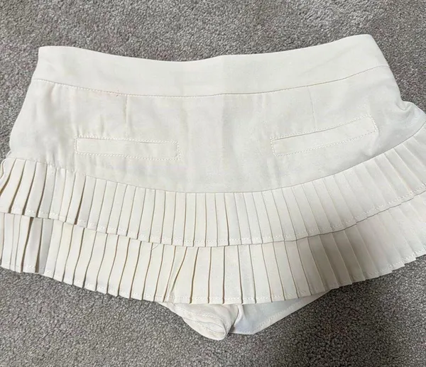 Double Pleated Skirt - Image 3