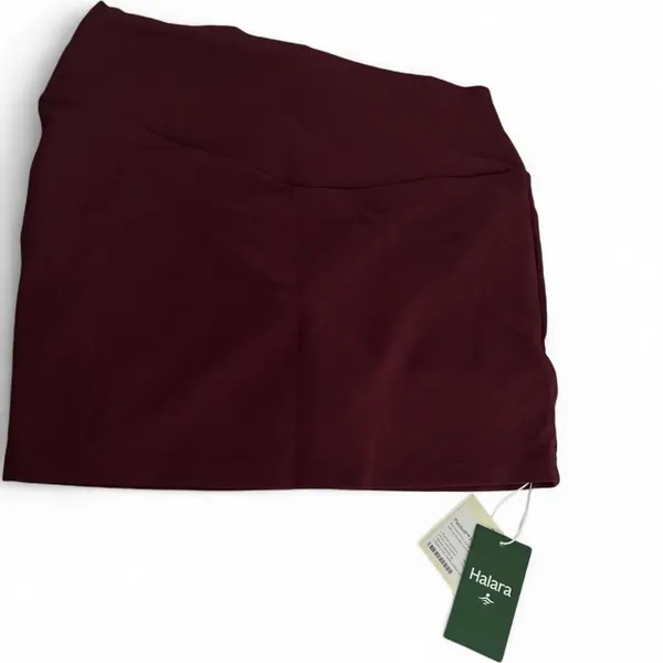 Halara burgundy active skort in size XL Red - Image 3
