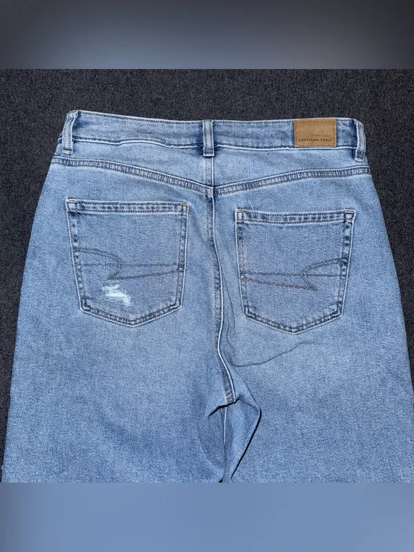 American Eagle Mom Jeans High Rise Stretch Denim Tapered Womens Sz 8 Distressed - Image 4