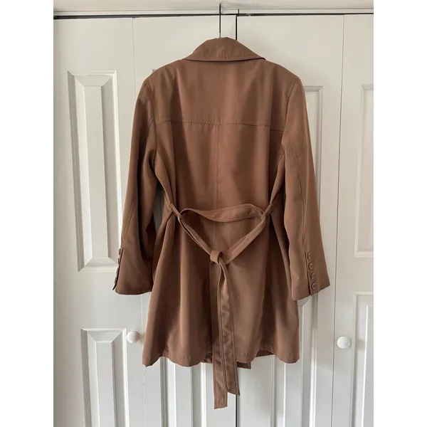 Gallery Medium dark green Double-Breasted Trench Coat - Image 10