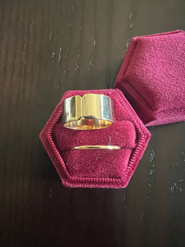 Ladies Gorgeous Golden Stackable Rings (2) Size 7 Gold - Image 2