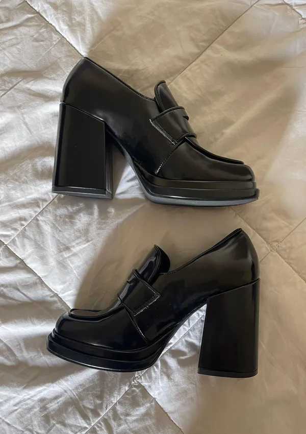 Steve Madden Black Loafer Heel - Image 2