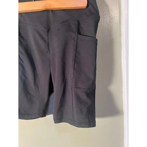 C9 Champion Women's Size XS Athletic Biker Shorts Black Side Pockets Mid-Rise - Image 5