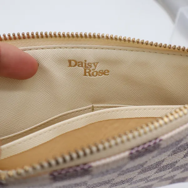 Daisy Rose Wristlet Womens OS Checkered Cream Purple Vegan Leather Excellent - Image 3