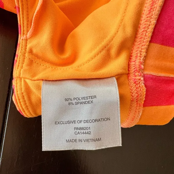 Mondetta Sports Bra Sz. Medium - Image 5