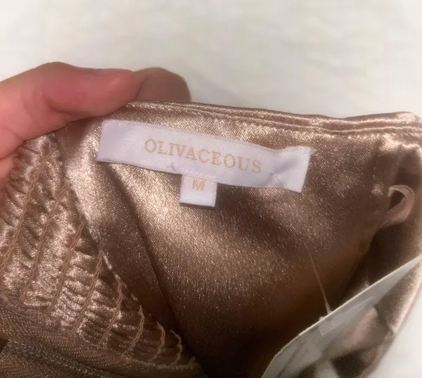 Gold Top Size M - Image 3