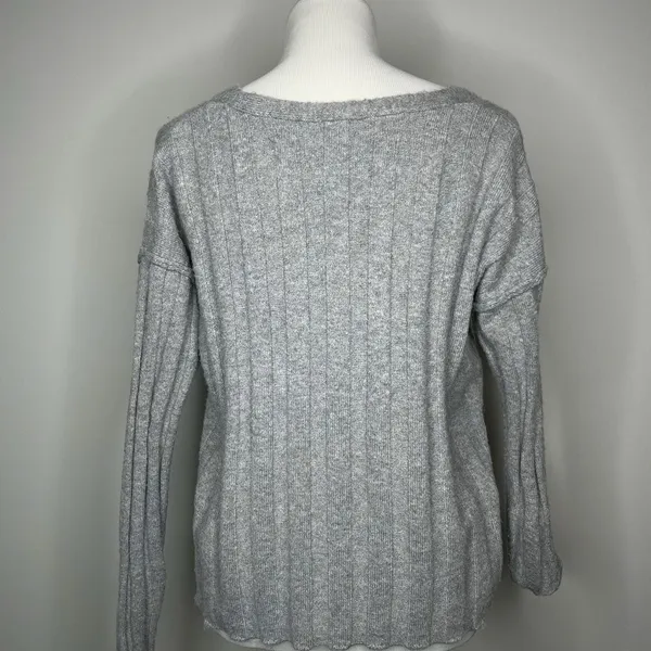 Hippie Rose- Grey Long Sleeve Sweater - Image 2