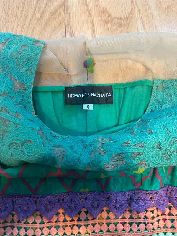 Hemant & Nandita Mintzita Green Silk Embroidered Maxi Dress Size 0 Sleeveless - Image 6