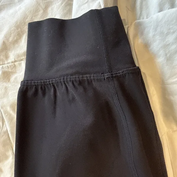 lululemon navy Black leggings Size 2 With Banded Bottom - Image 10