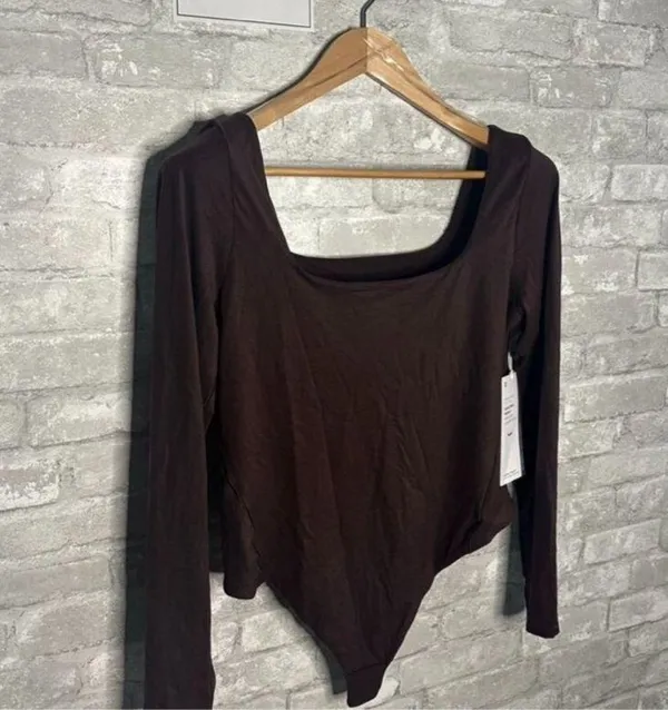 Lululemon Nulu Square Neck Long Sleeve Bodysuit Thong Cut NWT Size Large (FRPR) - Image 2