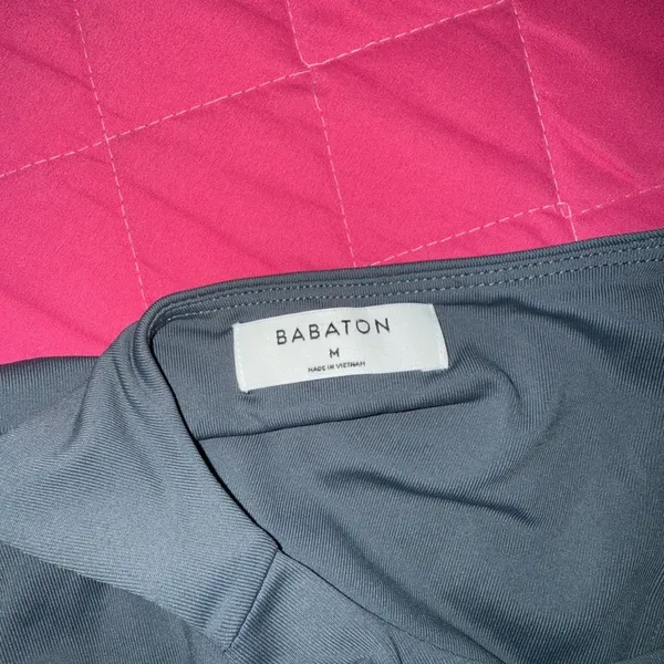 Aritzia Babaton 90s Contour Bodysuit‎ NWOT Medium Gray - Image 2