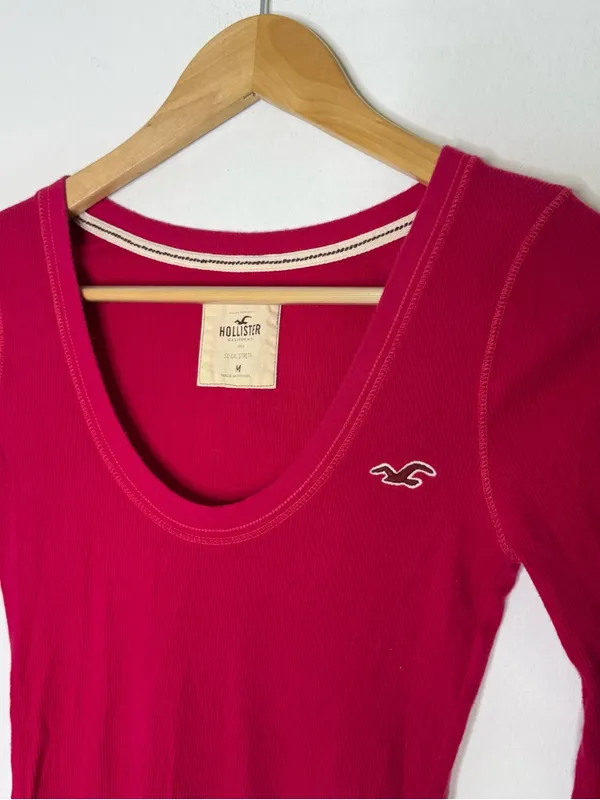 Hollister Y2K Pink Ribbed Long Sleeve Top Scoop Neck Logo Tee Size Medium - Image 4