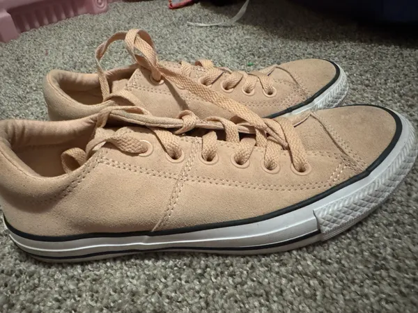 Women’s Converse - Image 6