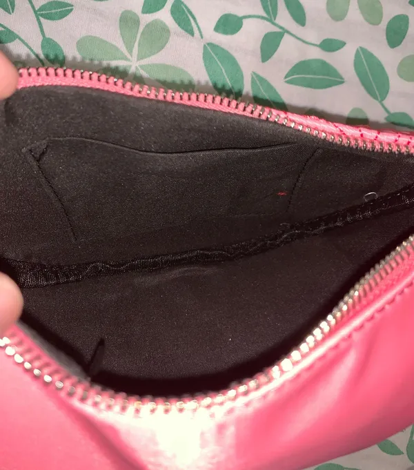 Skinnydip London Sling Pink Crossbody Bag - Image 9