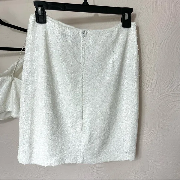 B. Smart White Sequin Ensemble - Image 5