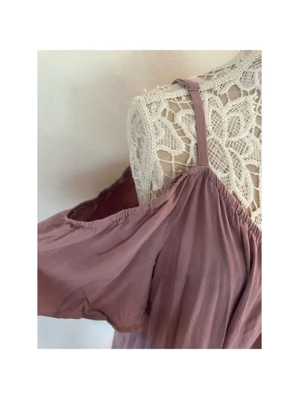 Torrid Women's Plus Size 5 Purple Eyelet Cold Shoulder Blouse - Image 9