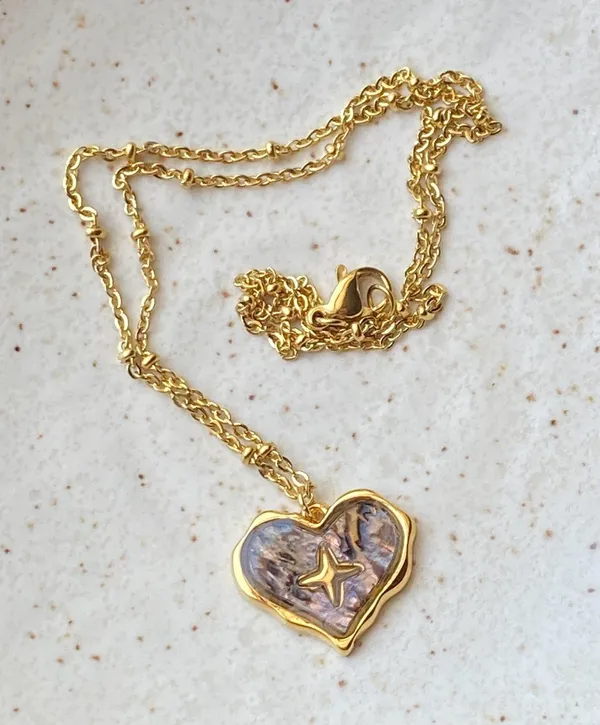 Handmade gold tone stainless steel heart sparkle shell necklace🐚⭐️🌀 - Image 5