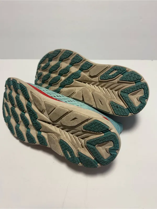 Hoka Women's Clifton 8 size 8 Gym Workout Training - Image 7