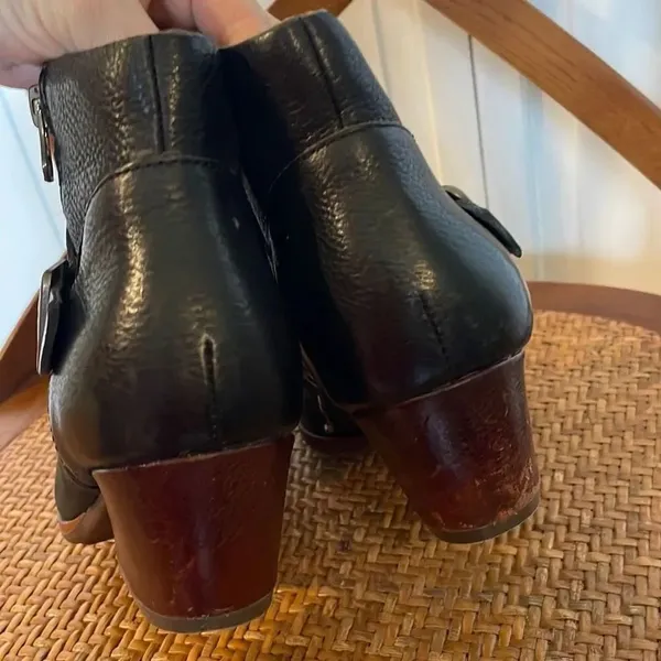 Korkease Morosita block heel full grain leather black booties size 6 - Image 5