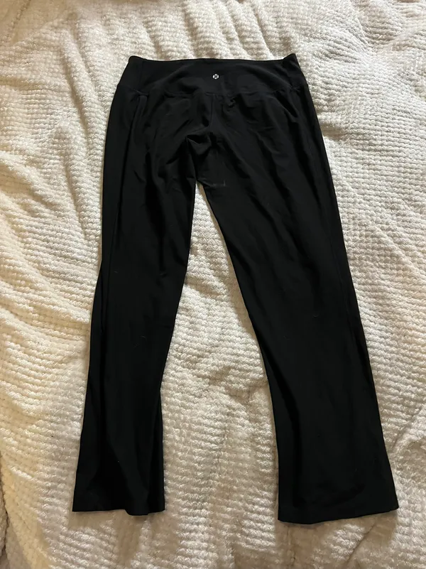 Large Loose Black Stretch Yoga Pant - Image 2