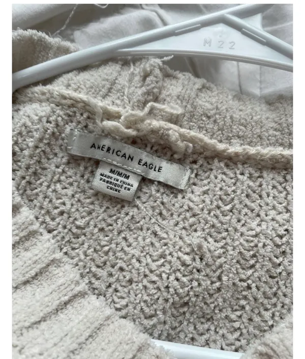 American Eagle sweater - Image 3