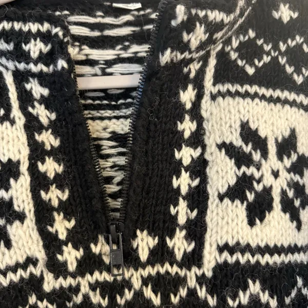 VTG 100% Wool Sweater XS Nepal 1/4 Zip Snowflakes Thick Fisherman Cozycore Cabin - Image 5