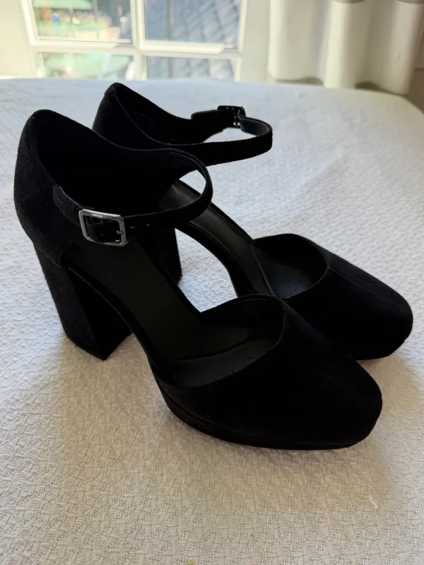 Clarks Sheer 100 Strap Pump Mary Jane Platform Shoes 10 Black Suede NEW - Image 6
