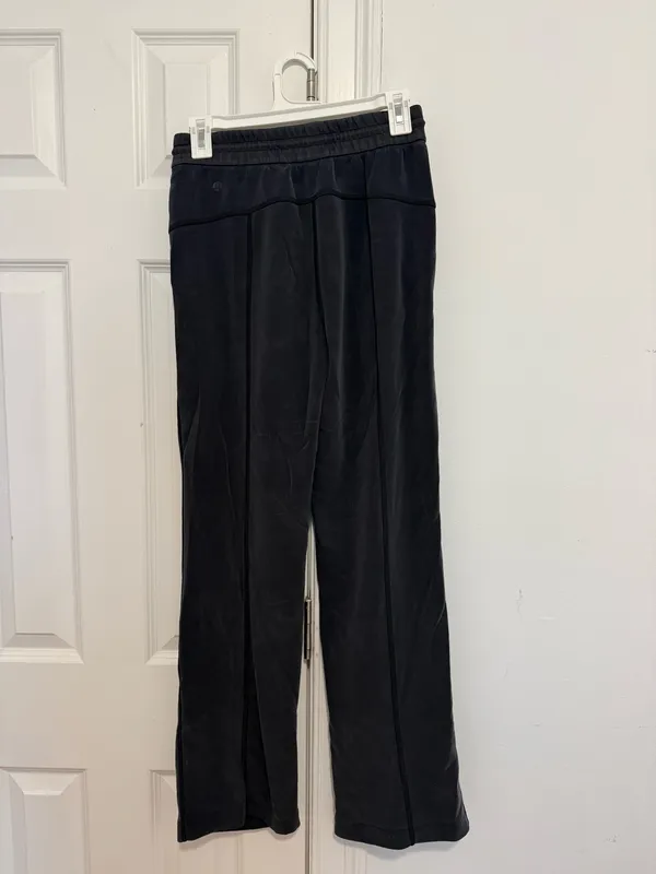 Lululemon Sweatpants - Image 4