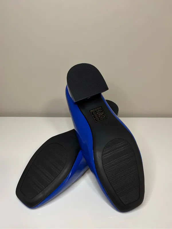 Blue Patent Low Block Heel Pumps Size 6 - Image 5
