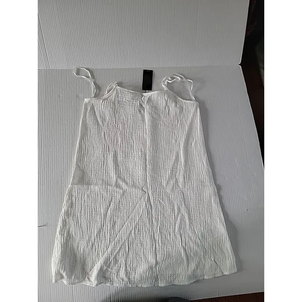 NWT Vero Moda White Maxi Cotton Dress With Hem Line. B8 - Image 3