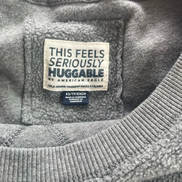 American Eagle oversized cozy pull over - Image 3