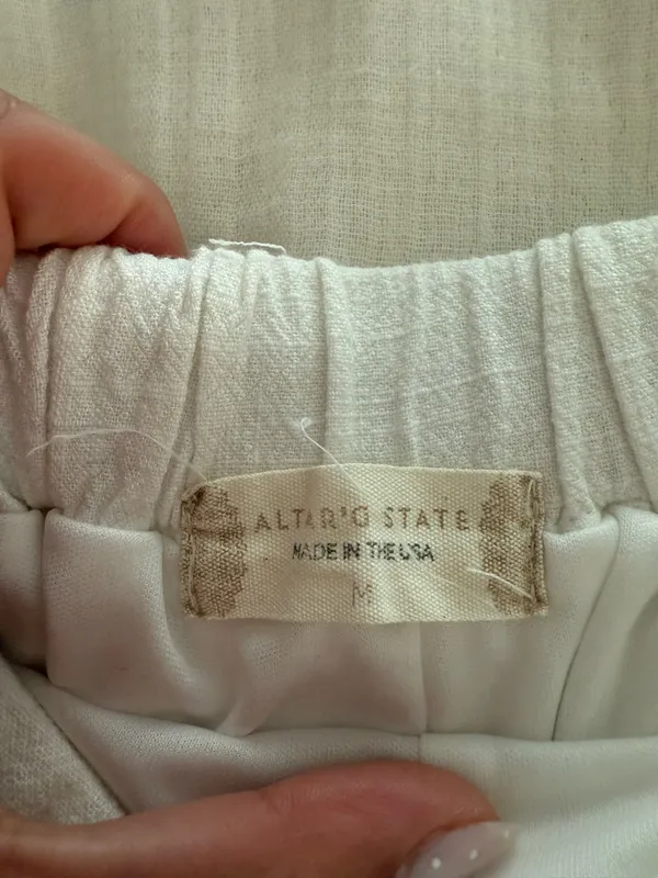 Altar'd State Linen Shorts - Image 2