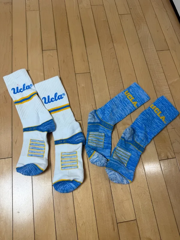 Set of 2 UCLA Collegiate College Bruins Crew Socks NWOT Size Medium - Image 4