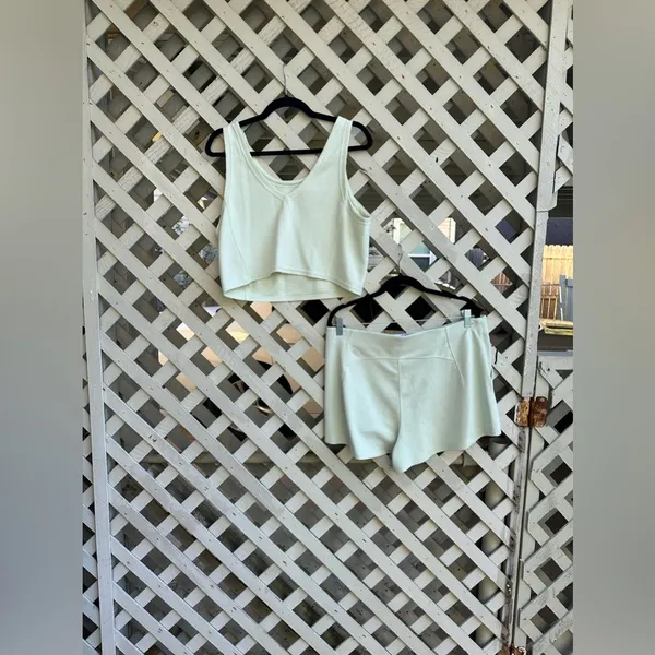 Lululemon Ribbed Softstreme Set - Image 2