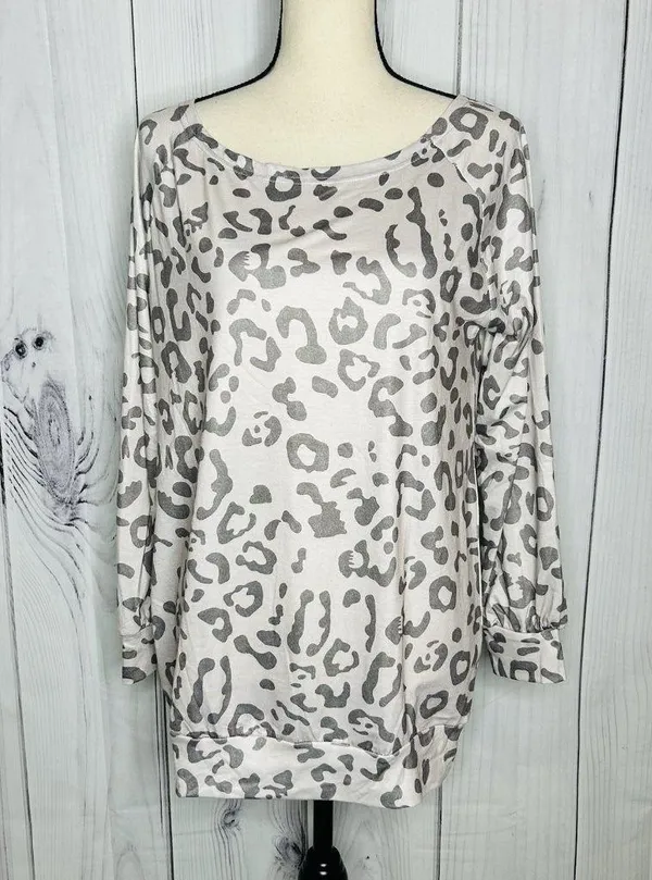 NWT Leo Rosi Womens Animal Print Pajama Sleepwear Set Sz S Gray Long Sleeve - Image 2