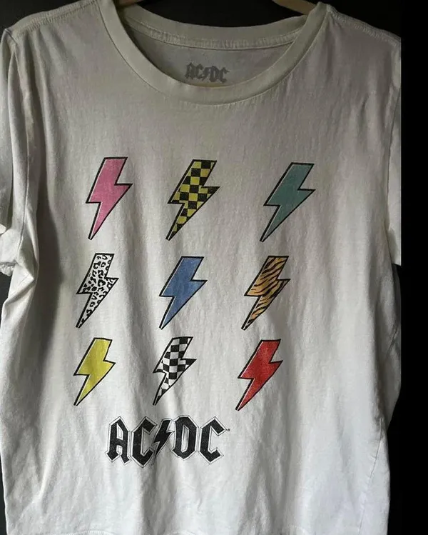 AC DC Graphic T-shirt size X-Large - Image 2