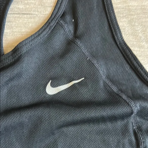 Nike Black Fitted Sleeveless Tank Top - Image 5