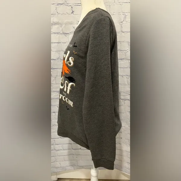 Halloween sweatshirt. If you can't fly stay off broom medium - Image 3