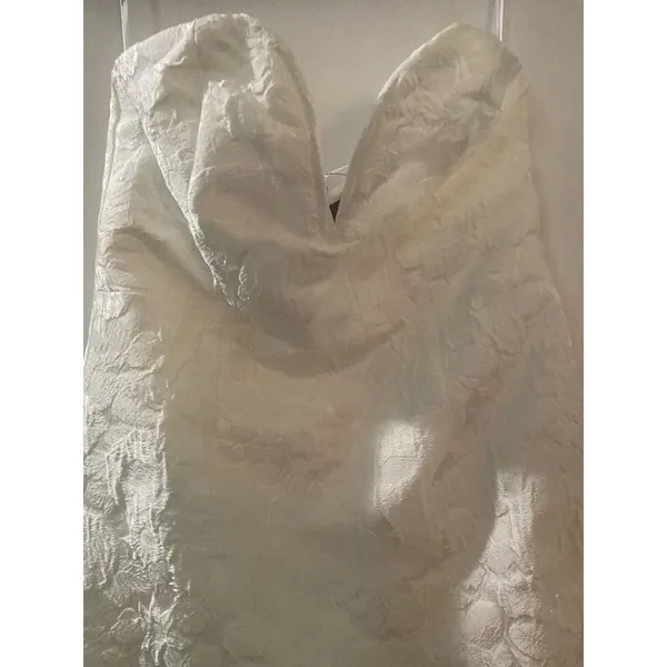 Lulus White Lace Strapless Mini Dress Size Large Non-slip Bustline Bodycon NWT‎ - Image 2