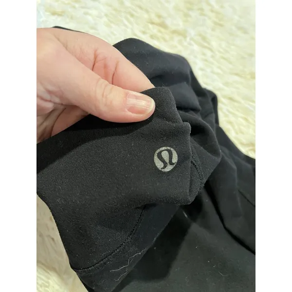 Lululemon pants yoga stretch waist pocket black Size 6 21” Inseam EUC - Image 7