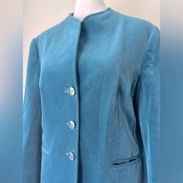 Vintage ‘80s Personal (Leslie Fay) Teal Niedieck Velvet Collarless Blazer - Image 3