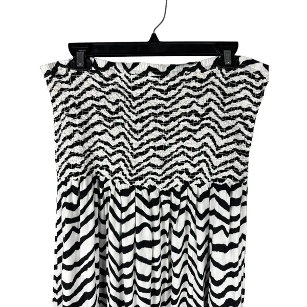 Cato Strapless Maxi Dress Chevron Print Black White Yellow Smocked Bodice 18/20W - Image 3