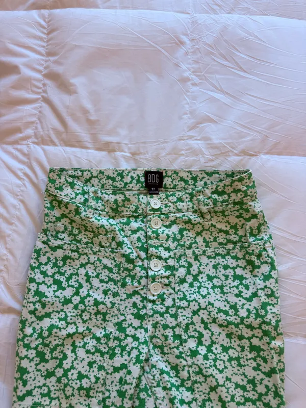 BDG Urban Outfitters - Image 3