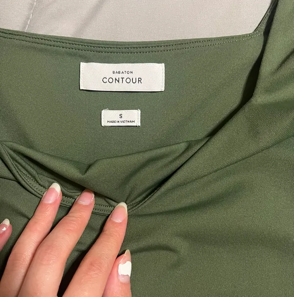 Aritzia Squareneck Bodysuit - Image 3