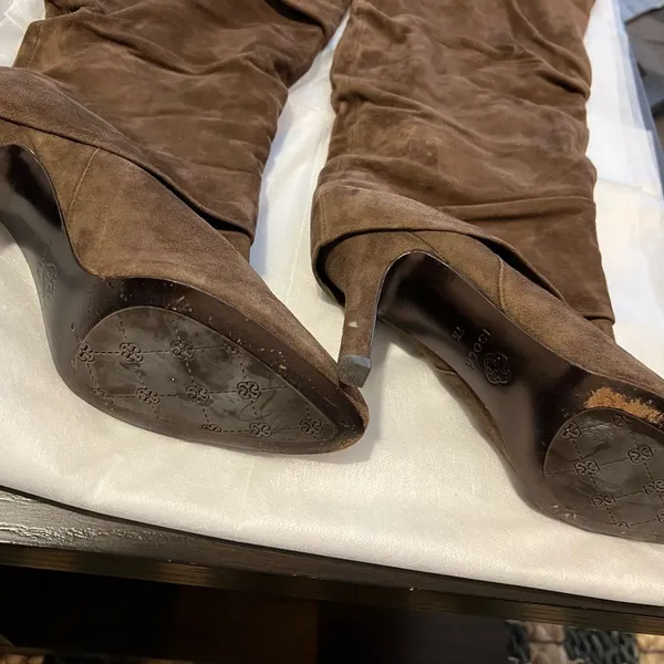 Isola Brown Heeled Boots with Vintage Suede Finish - Image 2