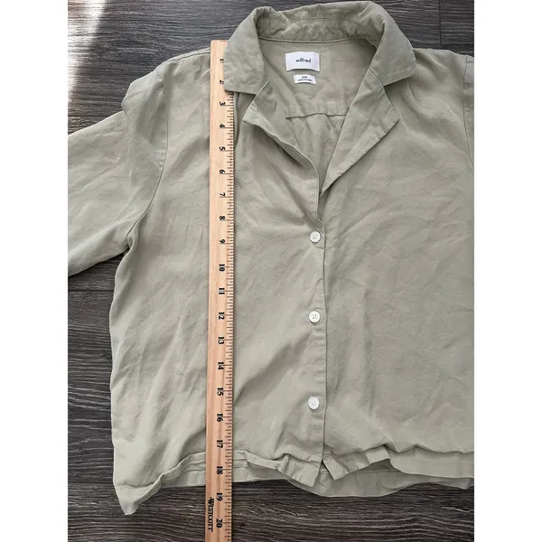 Wilfred Aritzia Gray/Green Button Shirt size 2XS - Image 2