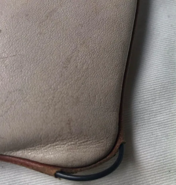 Coach mini purse - Image 3