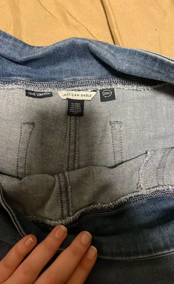 American Eagle Jeans - Image 3